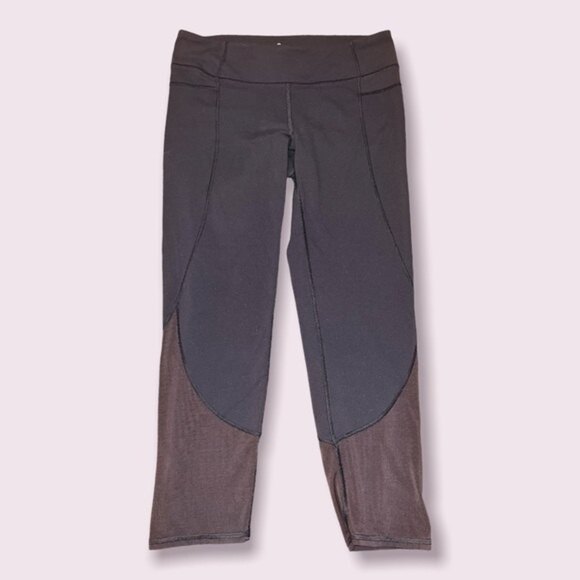 Athleta Crop Leggings Charcoal Grey Mesh Athleisure Stretchy Womens Size Small - Picture 1 of 9